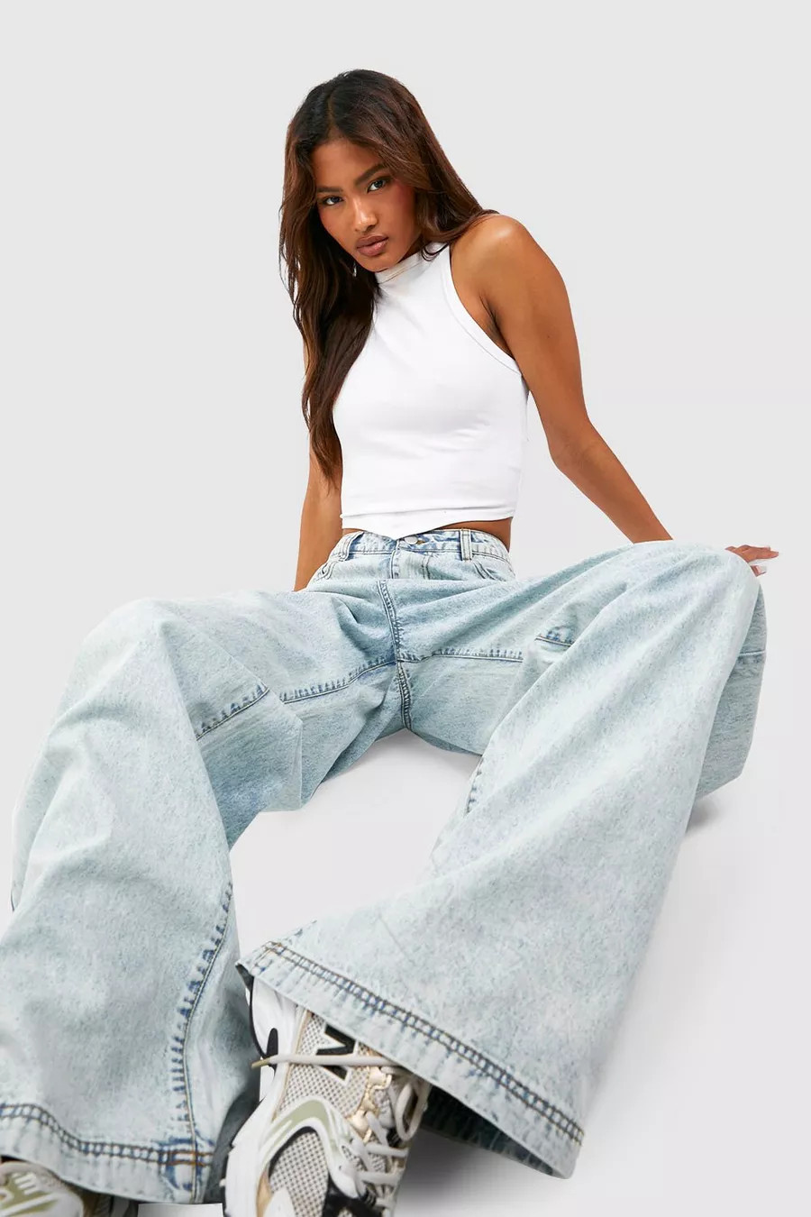 Tall Light Acid Wash Wide Leg Jeans | Boohoo.com (NL)