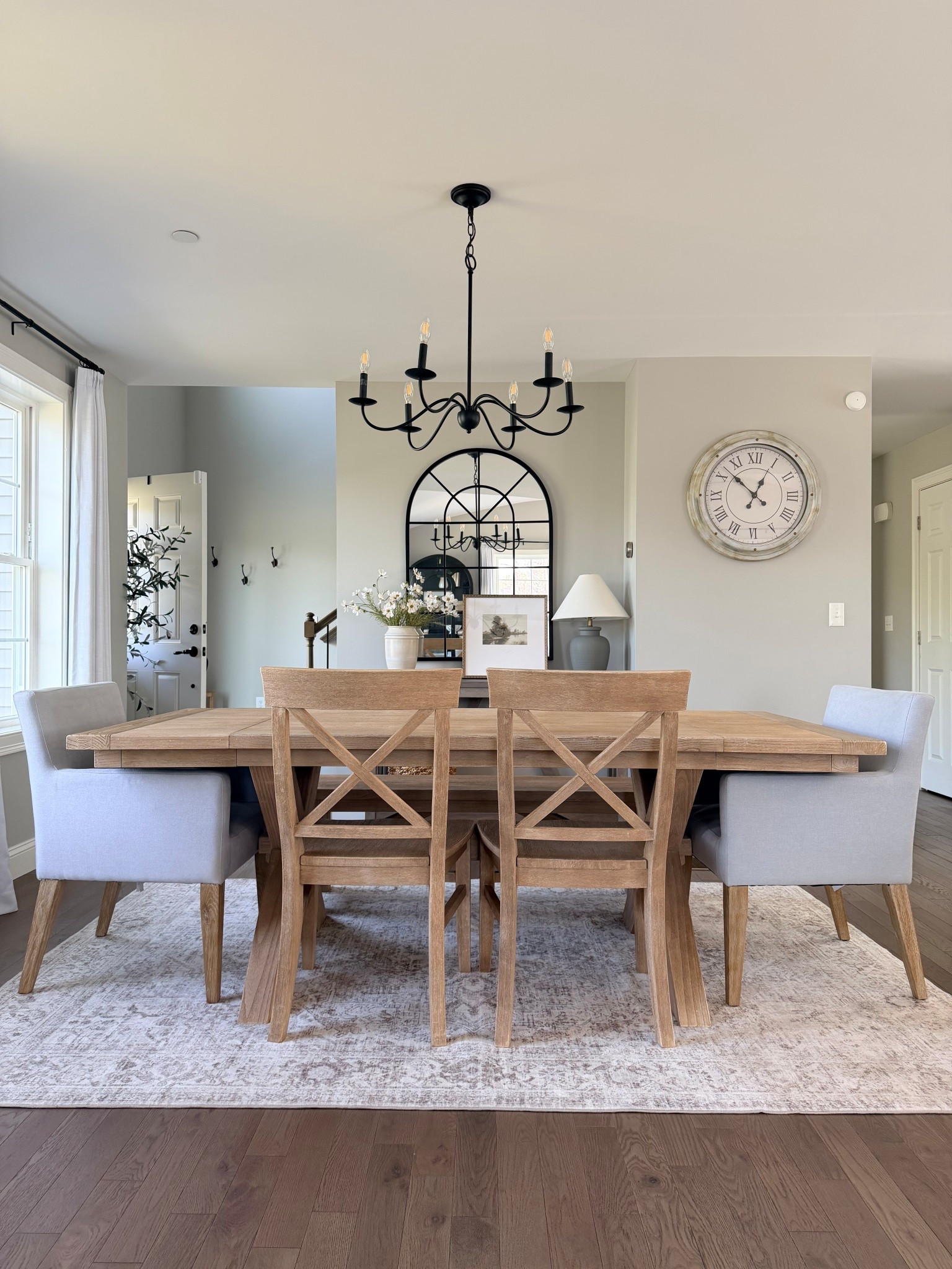 Dining room rug
Dining room set
Dining table and chairs 