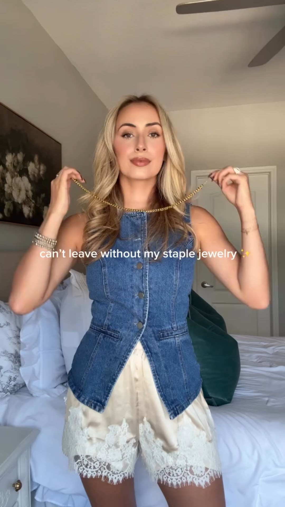 Styling gold jewelry 


#LTKStyleTip #LTKFindsUnder100 #LTKFindsUnder50