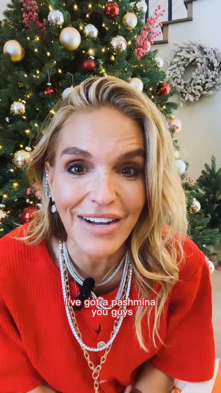 Holiday gifting day 10

#LTKGiftGuide #LTKHoliday #LTKFindsUnder50