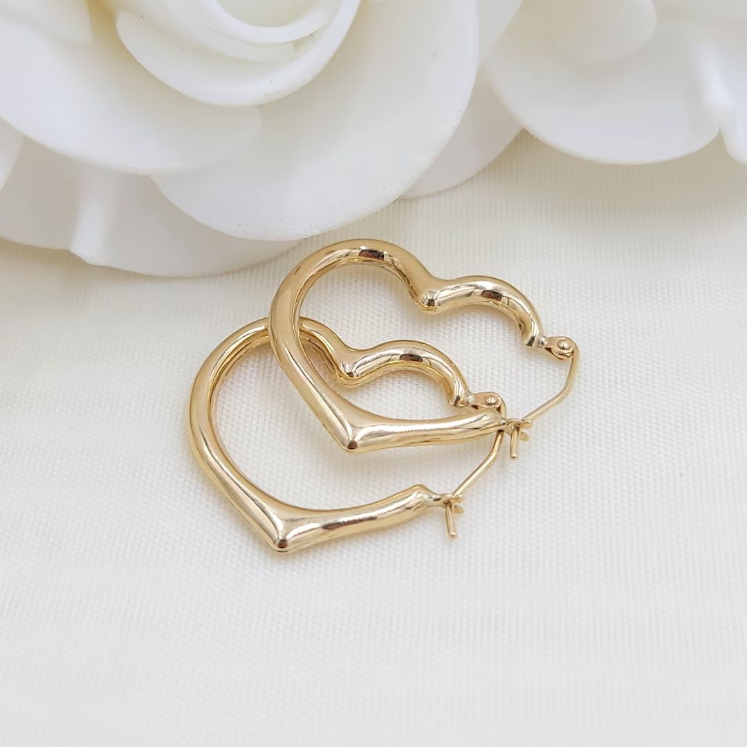 Real 14k Gold Heart Hoop Earrings 15mm, 20mm, 25mm for Girls & Women Perfect for Everyday Fine Je... | Etsy (US)
