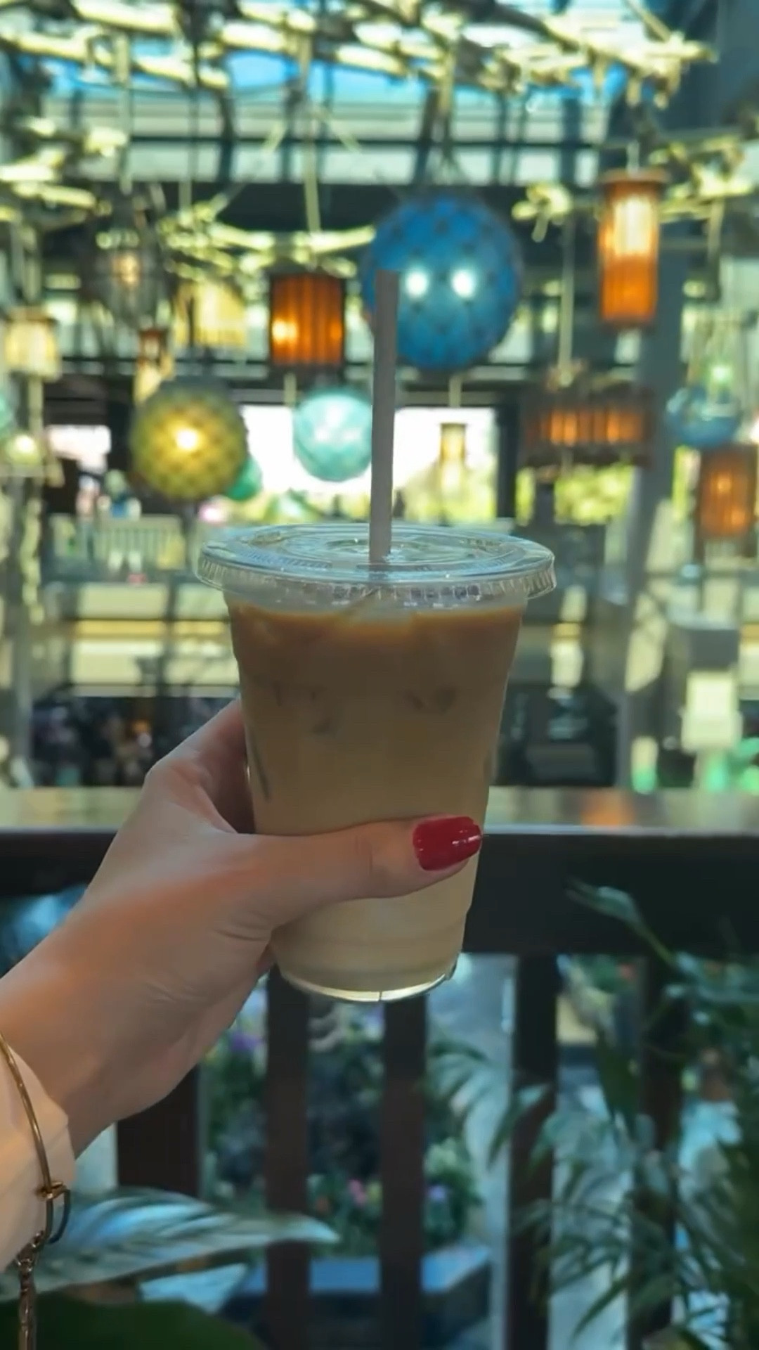 Coffee at Disney’s Polynesian Village Resort 🥥☕️🌴 How I wish every morning started! Put your coffee order from the Polynesian in the comments! ⬇️
 
@joffreyscoffeeandtea #disneyresort #icedcoconutlatte

#LTKvlog #LTKfoodie #LTKTravel