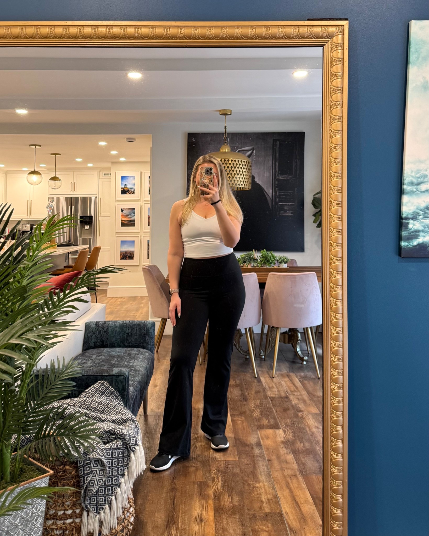 The best flared leggings in the whole world. Yoga pants, wearing a large.

#LTKMidsize #LTKActive #LTKFindsUnder50