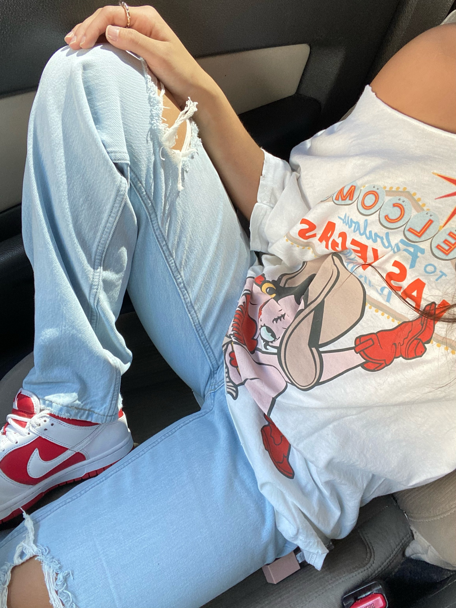 i’m love with these jeans #levis #levilowpro #nikedunks #fashioninspo 

#LTKfit #LTKHoliday #LTKstyletip