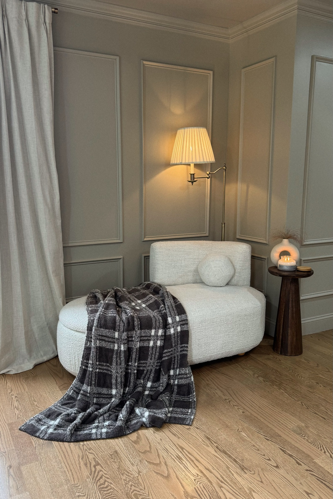 Cozy reading nook 📖✨🛋️

#LTKHome