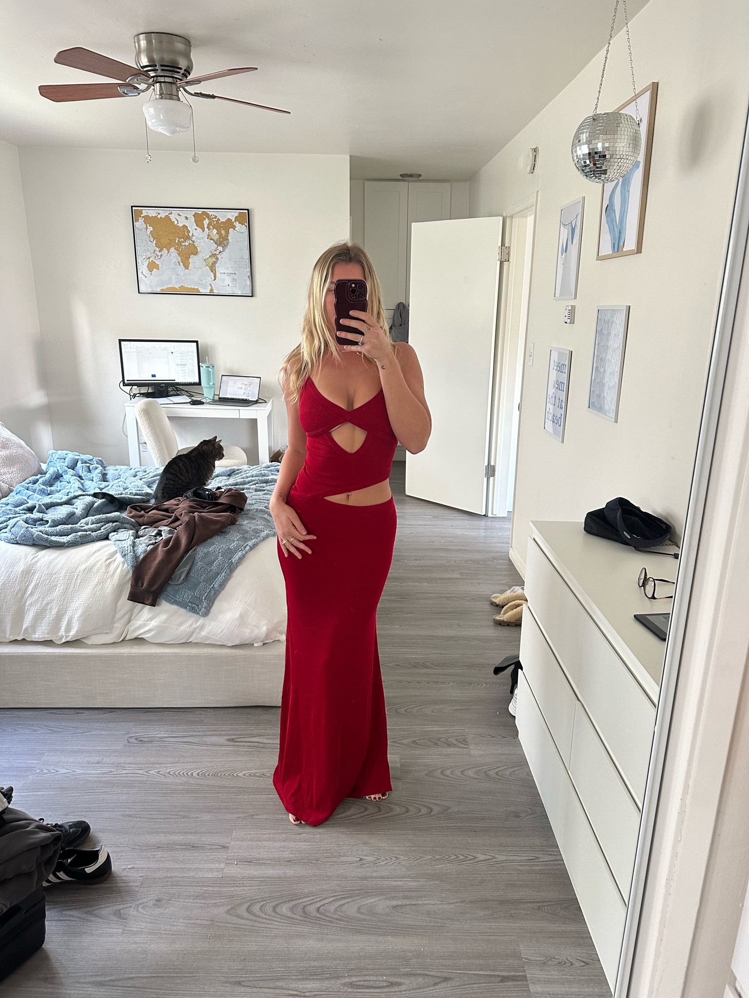 Sexy red cutout dress. Perfect for a vacation 


#LTKTravel #LTKFindsUnder100 #LTKStyleTip