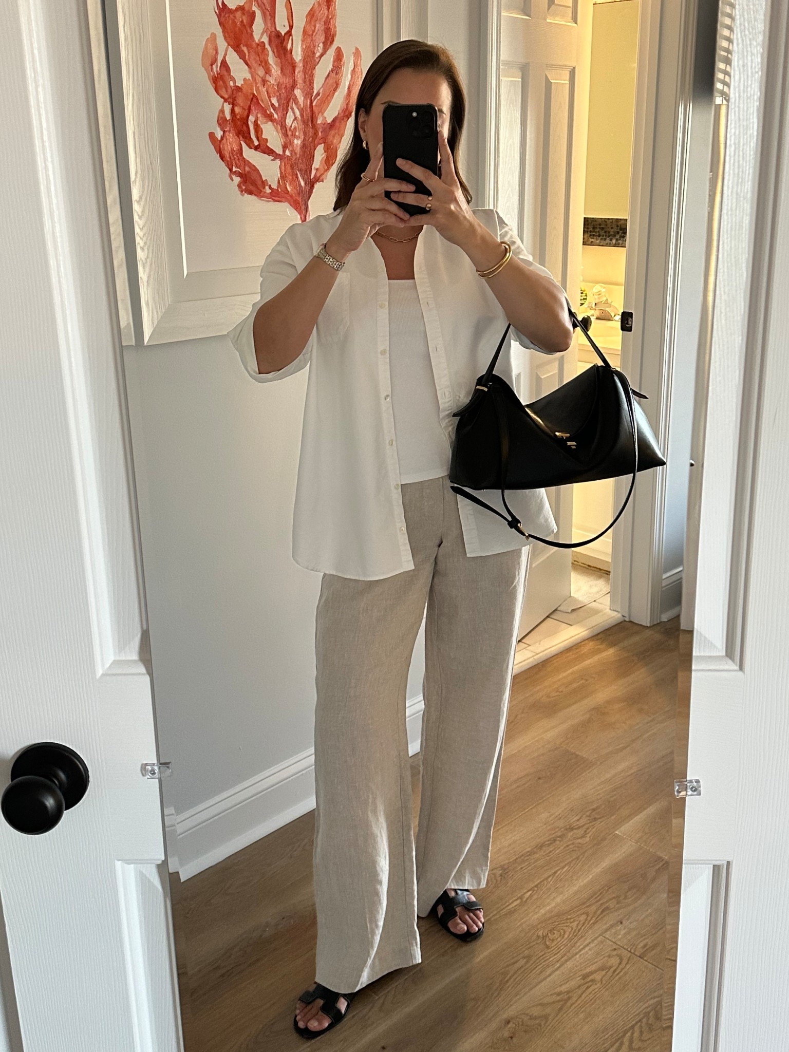 Summer outfit, linen pants, classic summer outfit



#LTKxMadewell #LTKSeasonal #LTKFindsUnder100