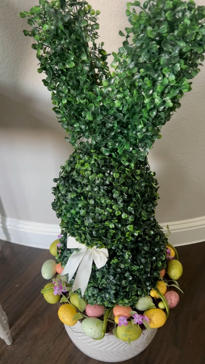 Sharing my adorable boxwood Easter bunny!

#chiconashoestringdecorating

#LTKHome #LTKSeasonal