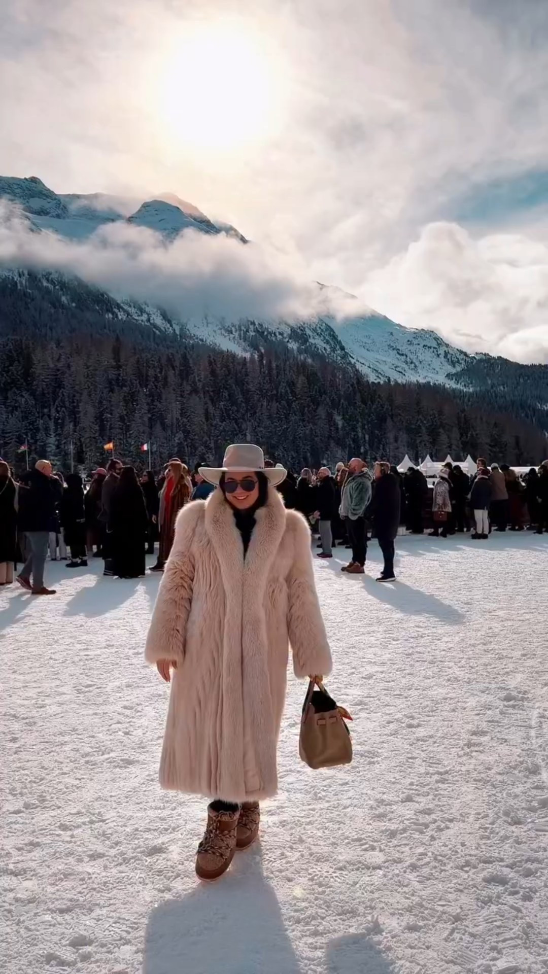 Snow Polo 2026 in @stmoritz 🐎❄️🥂 @snowpolostmoritz #snowpolo #stmoritz #luxurylifestyle #travel #oldmoneyaesthetic

#LTKSeasonal #LTKdayinmylife #LTKTravel