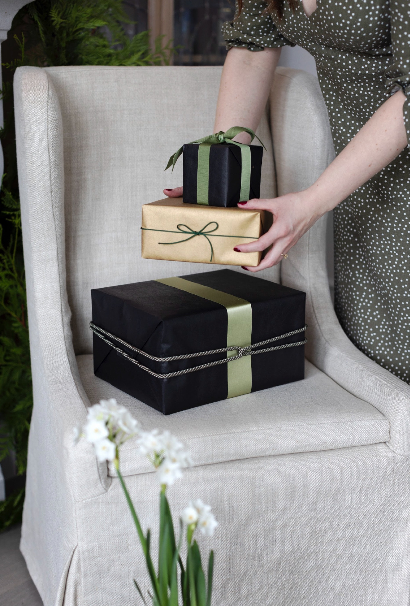 Gift guides are here! For the person on your list who’s bedroom is their sanctuary, shop my favourite gifts for a hotel getaway experience at home  

#LTKGiftGuide #LTKhome #LTKHoliday