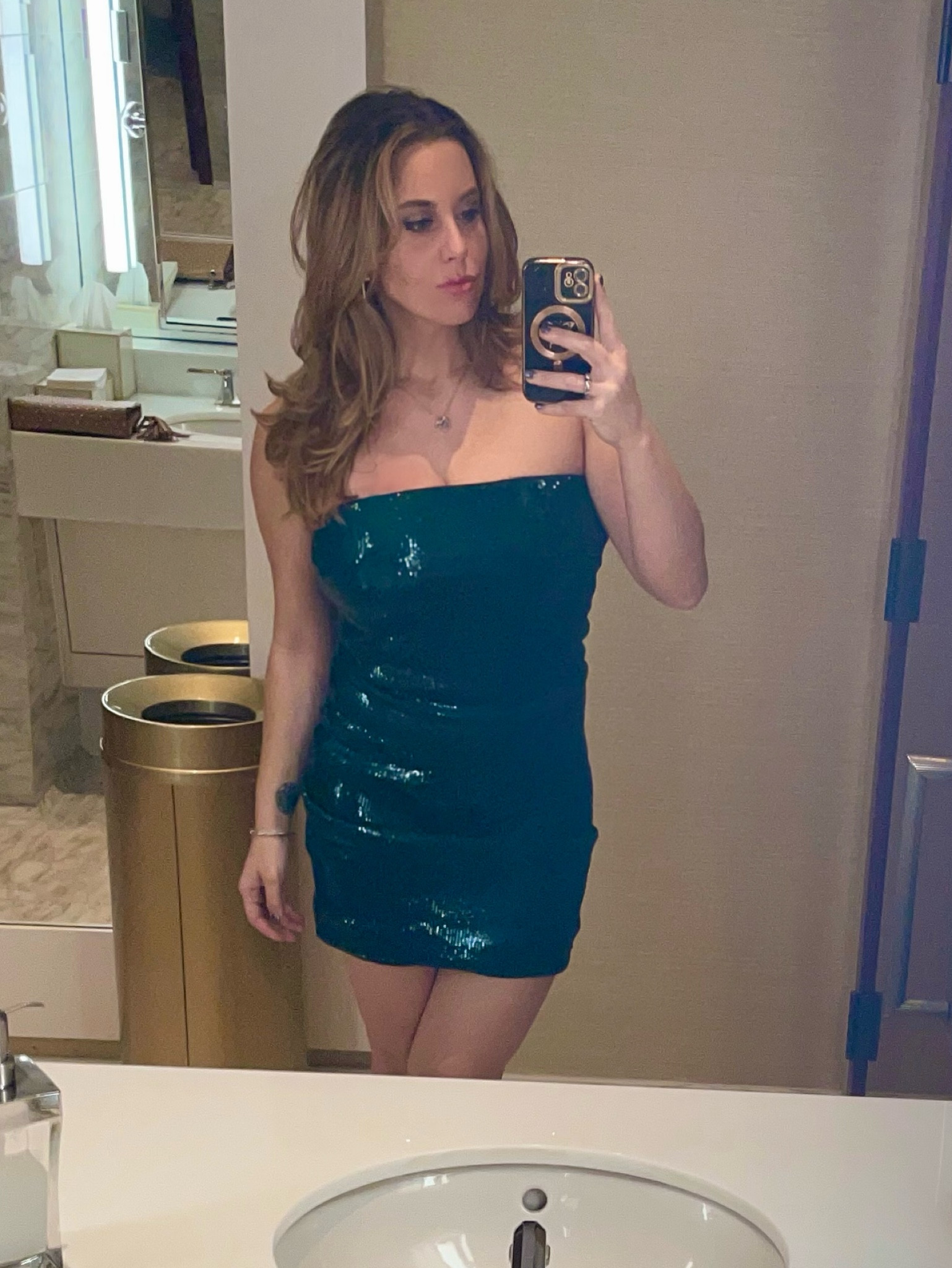 All that glitters 

#LTKsalealert #LTKSeasonal #LTKparties