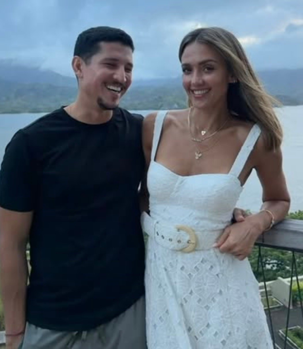 Jessica Alba's white Embroidered A-Line Midi Dress