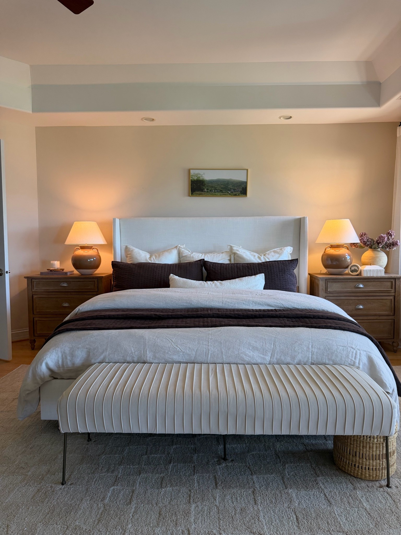 A cozy, timeless bedding combination for fall! I love mixing creamy neutrals with deep espresso tones for a bedroom that feels warm, inviting, and elevated. These Quince layers add beautiful texture without overwhelming the space.

Shop the bedding pieces I used to recreate this look. 

#QuincePartner @onequince
