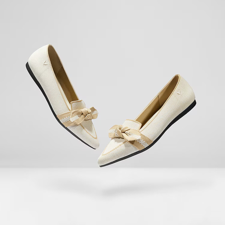 Pointed-Toe Bow Loafers | VIVAIA