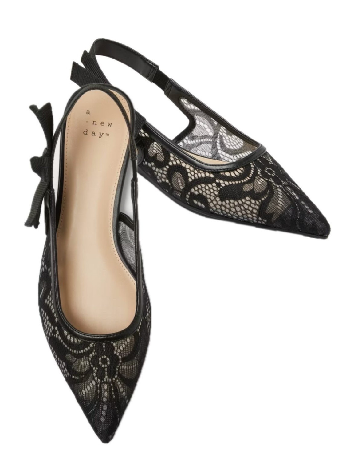 Lace and Bows? Yes. ✨
… saw these tonight, I think they’d be super cute peeking out from the hems of some distressed / raw edge denim!



#LTKSeasonal #LTKHoliday #LTKFindsUnder50