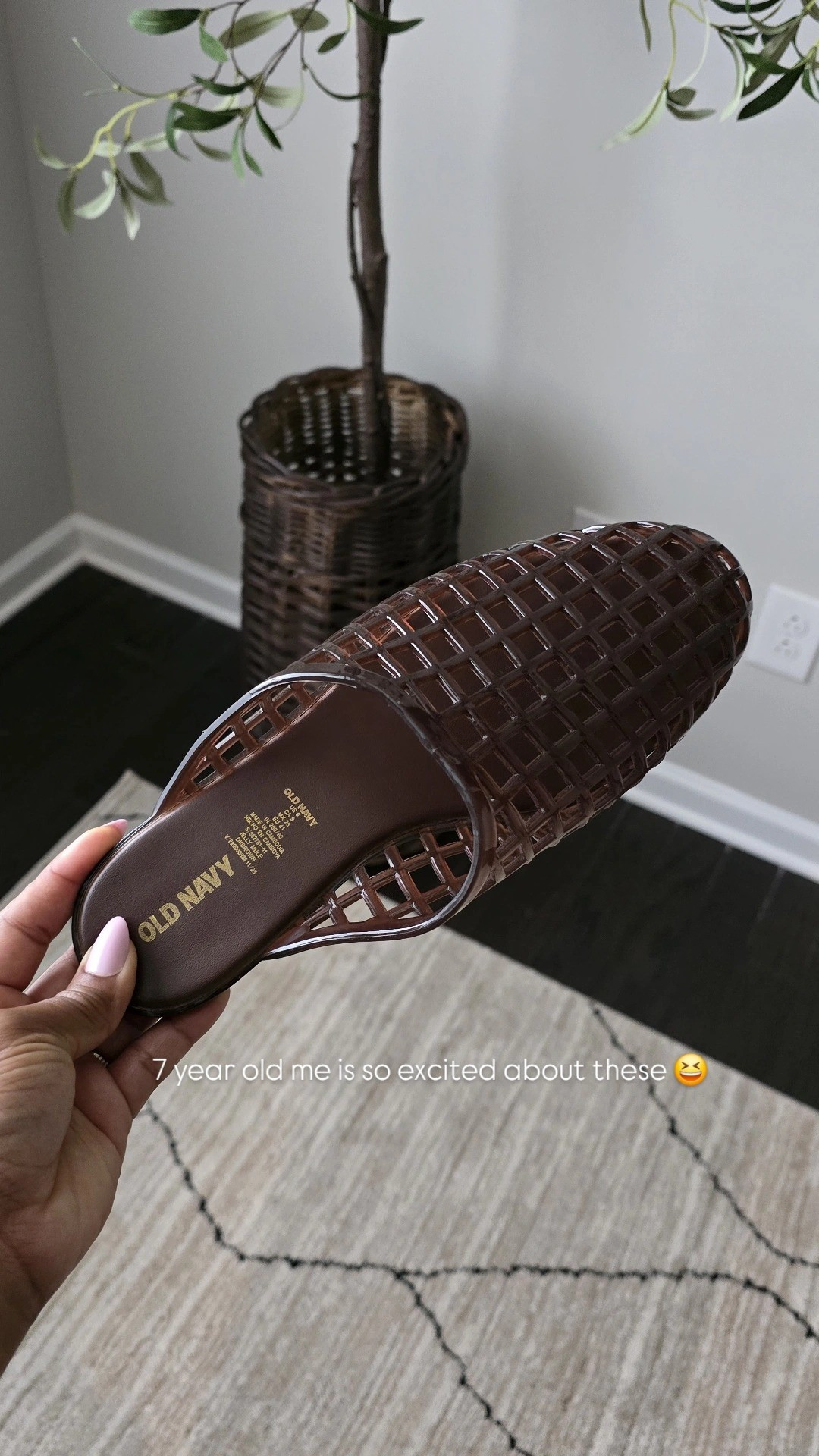 Jelly Mules

#LTKdayinmylife #LTKgrwm #LTKHome