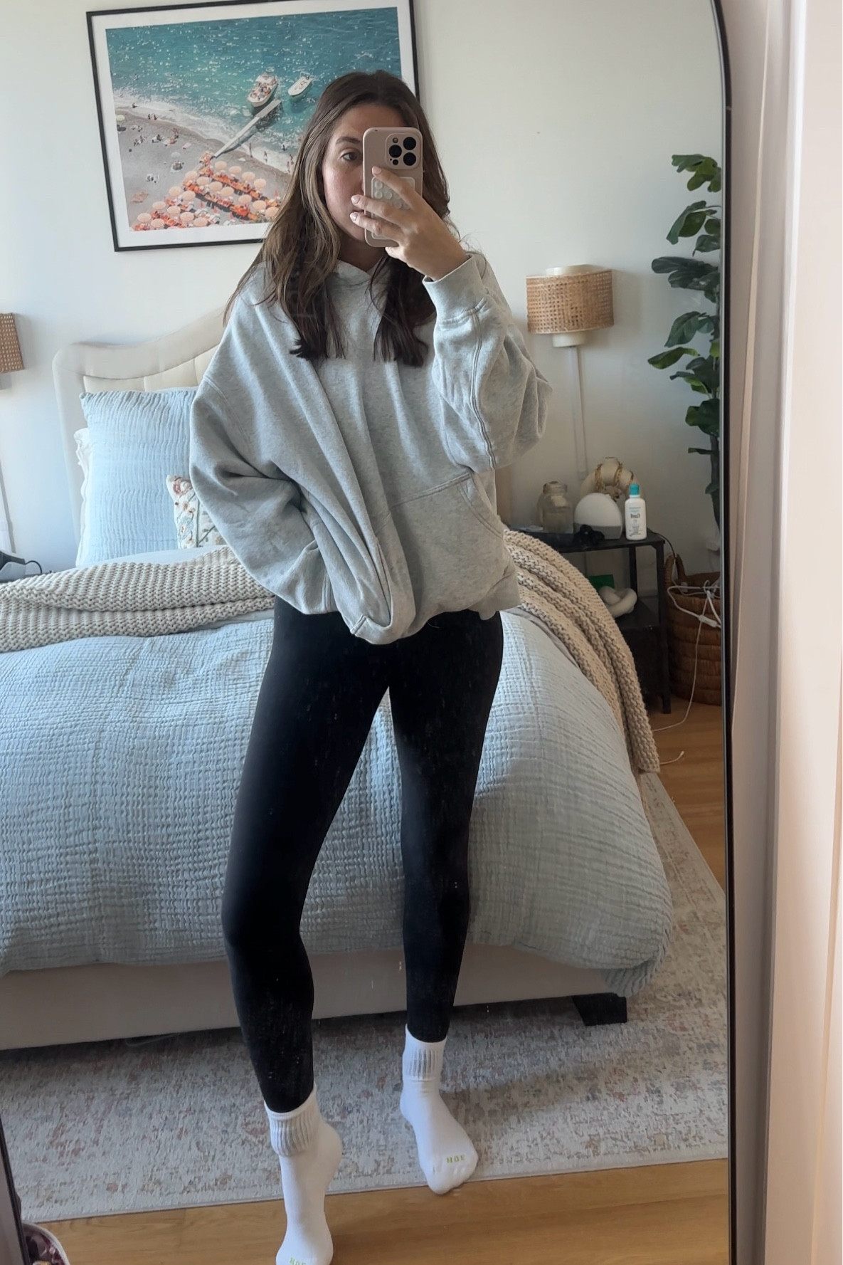 The best sweatshirt ever



#LTKHome #LTKFindsUnder100