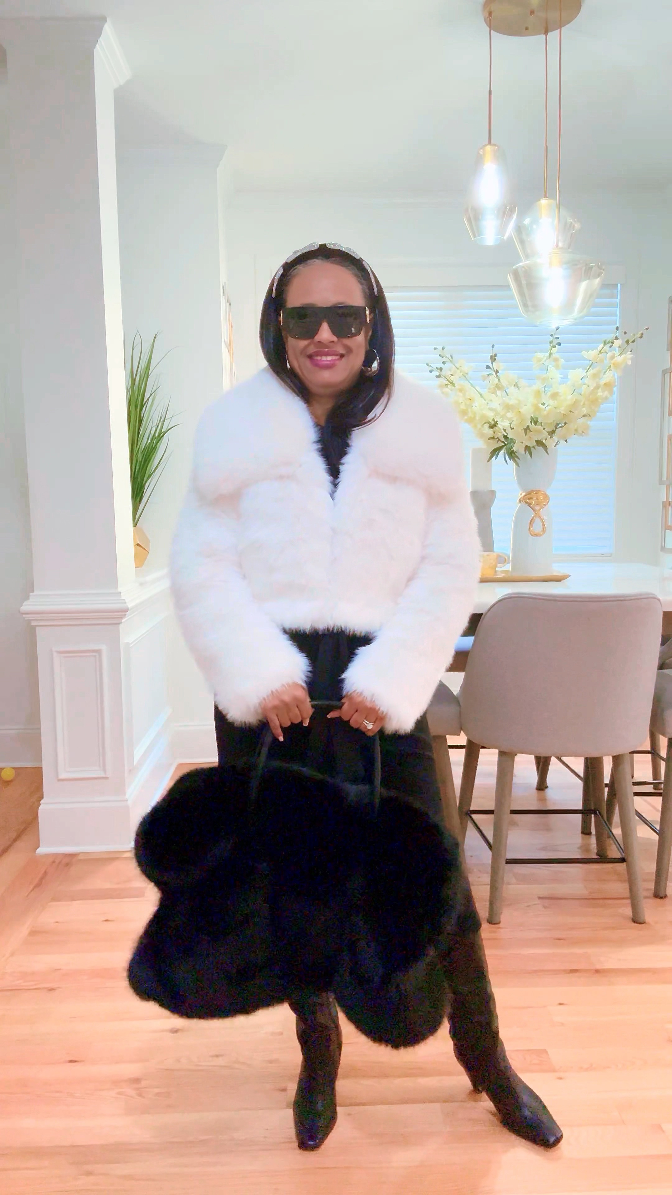 Did someone say it’s fur season? I own a zillion fur coats and bags. Enjoy this selection of classic and fun faux furs that will make a statement when you wear them.🥰

#LTKFindsUnder100 #LTKFindsUnder50 #LTKSeasonal