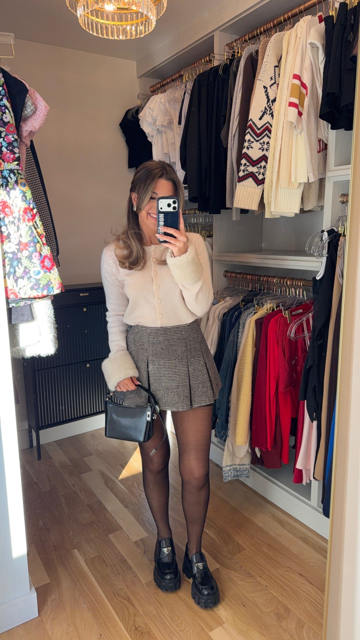 Grey plaid pleated skort styled for winter occasions

Electric picks code: emerson20
Revolve code: tulip

Wearing my usual smalls/2

Winter outfits
Pleated skort
Sweaters
Fur coats
Leather jacket
Date night
Winter party

#LTKgrwm #LTKSeasonal #LTKFindsUnder100