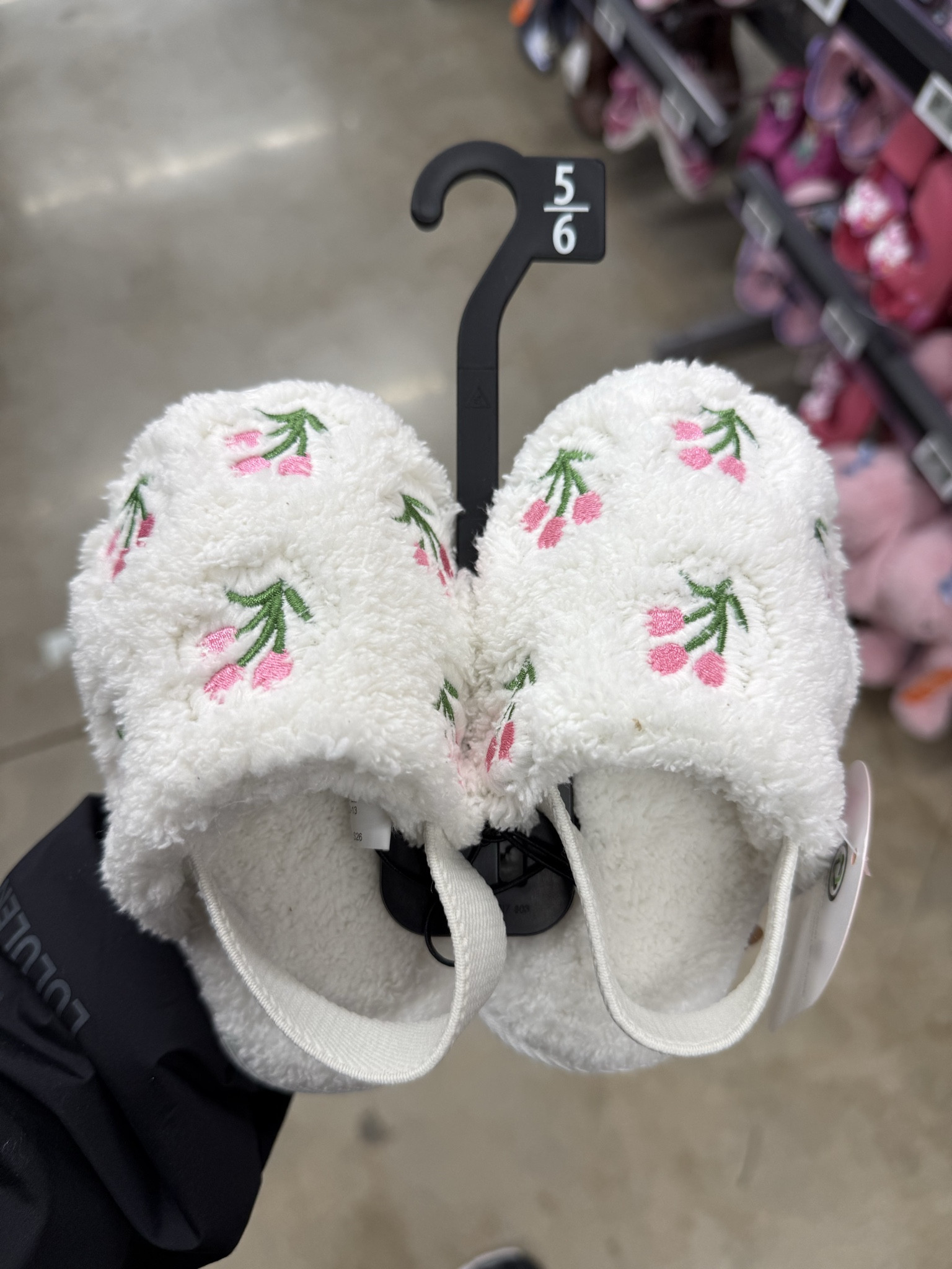 Sandals 
Sneakers 
Walmart 
Slippers 
New arrivals 
Kids shoes 
Summer shoes 
Just released 

#LTKTravel #LTKKids