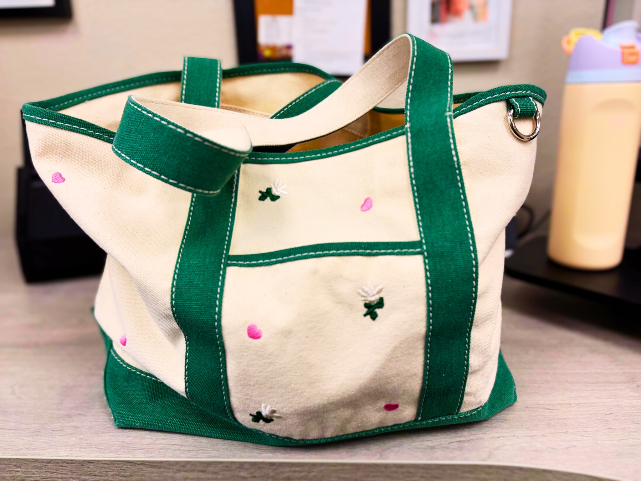 Most perfect tote bag 


#LTKFindsUnder50 #LTKTravel #LTKStyleTip