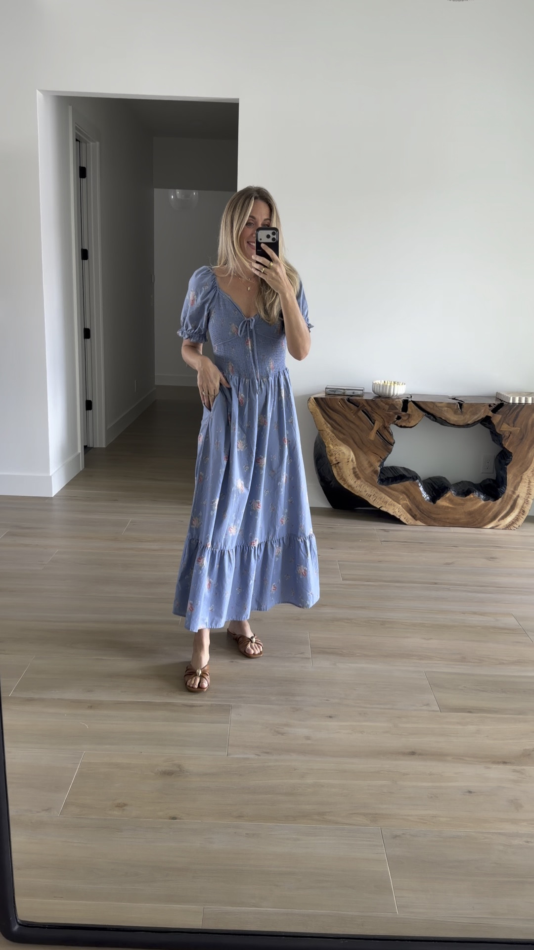 Target puff short sleeve dress

#LTKU #LTKootd #LTKmomlife