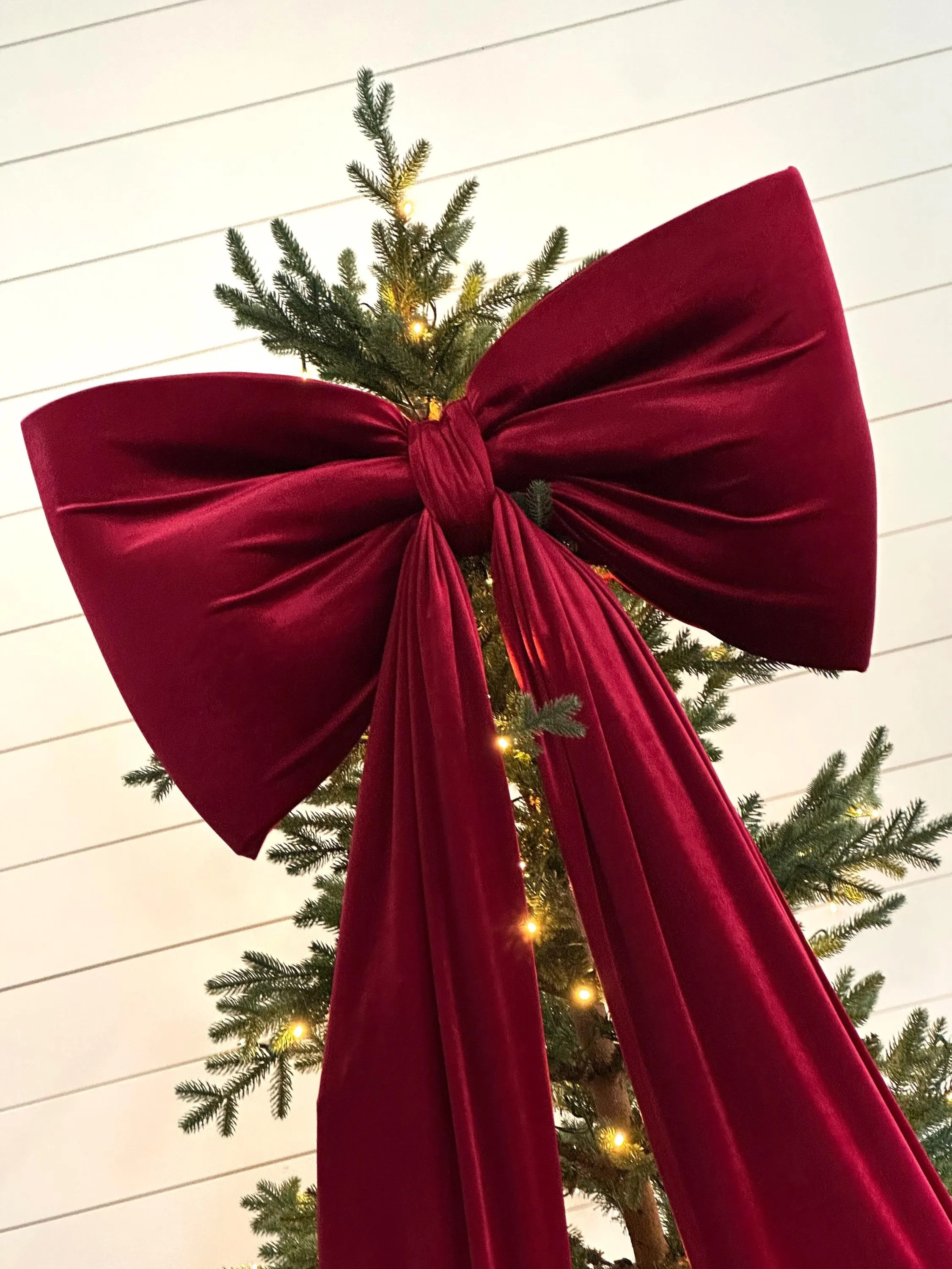 Large Red Velvet Christmas Bow , Tree Topper, Wall Party Bow, Holiday, Christmas Decor , | Etsy (Global)