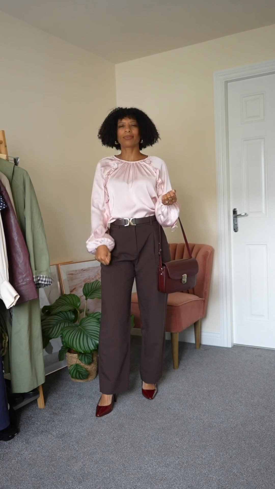 Petite Autumn Fashion
Dressing for your petite proportions 
Petite Fall fashion
Autumn styling 
Wide leg trousers, flounced blouse, straight jeans, linen shirt, bardot top

#LTKautumn #LTKuk #LTKpetite