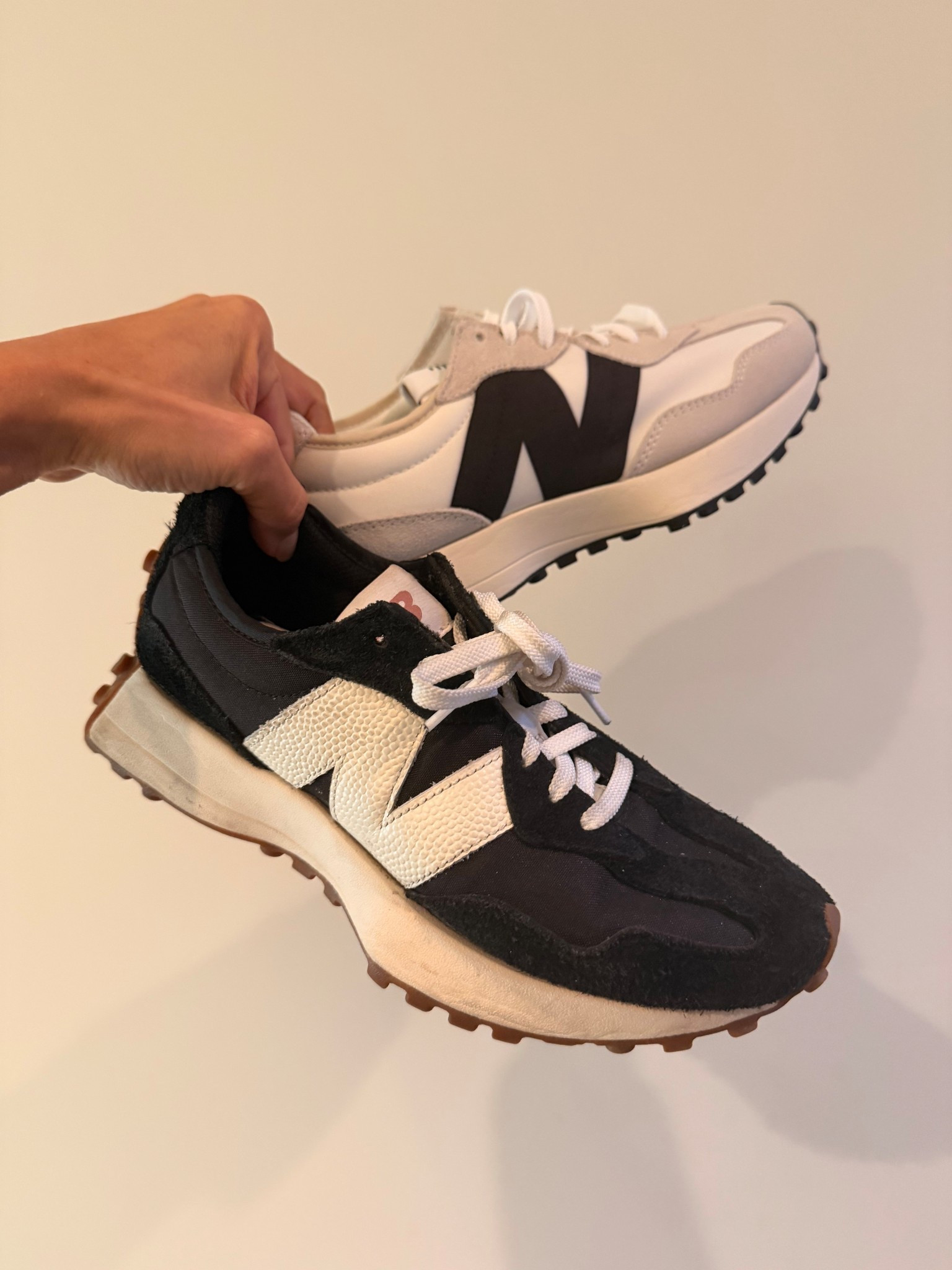 🚨Deal Alert🚨 

These are very comfy shoes my black ones took me all over Europe last year and now I had to get myself a different color. True to size!

#LTKFindsUnder100 #LTKCyberWeek #LTKGiftGuide