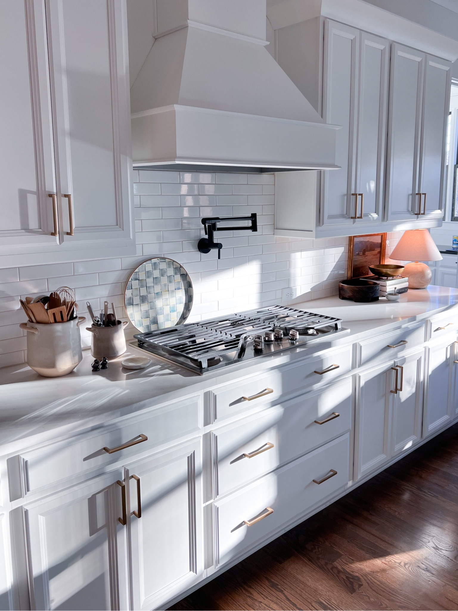 Morning light on a kitchen that was tidied up the night before just hits different 👌🏼

#LTKfindsunder50 #LTKhome #LTKfindsunder100
