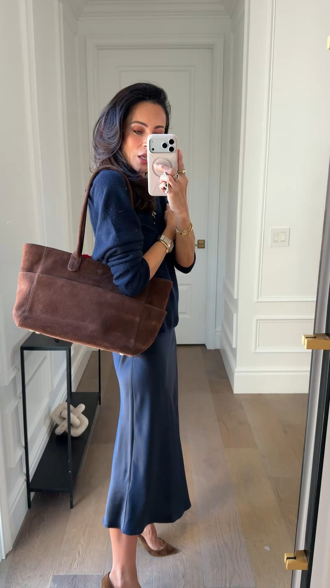 The perfect tote for the office or any occasion! Beautiful in person and comes in several colors! 





Tote, office style, skirt, quince 

#LTKSeasonal #LTKOver40