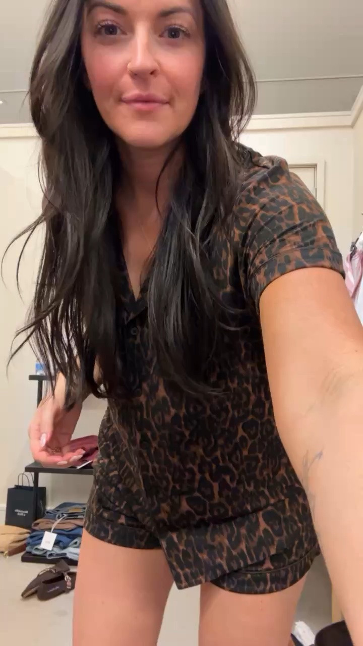 The BEST PJs set! I buy a pair every year during the NSale 🖤