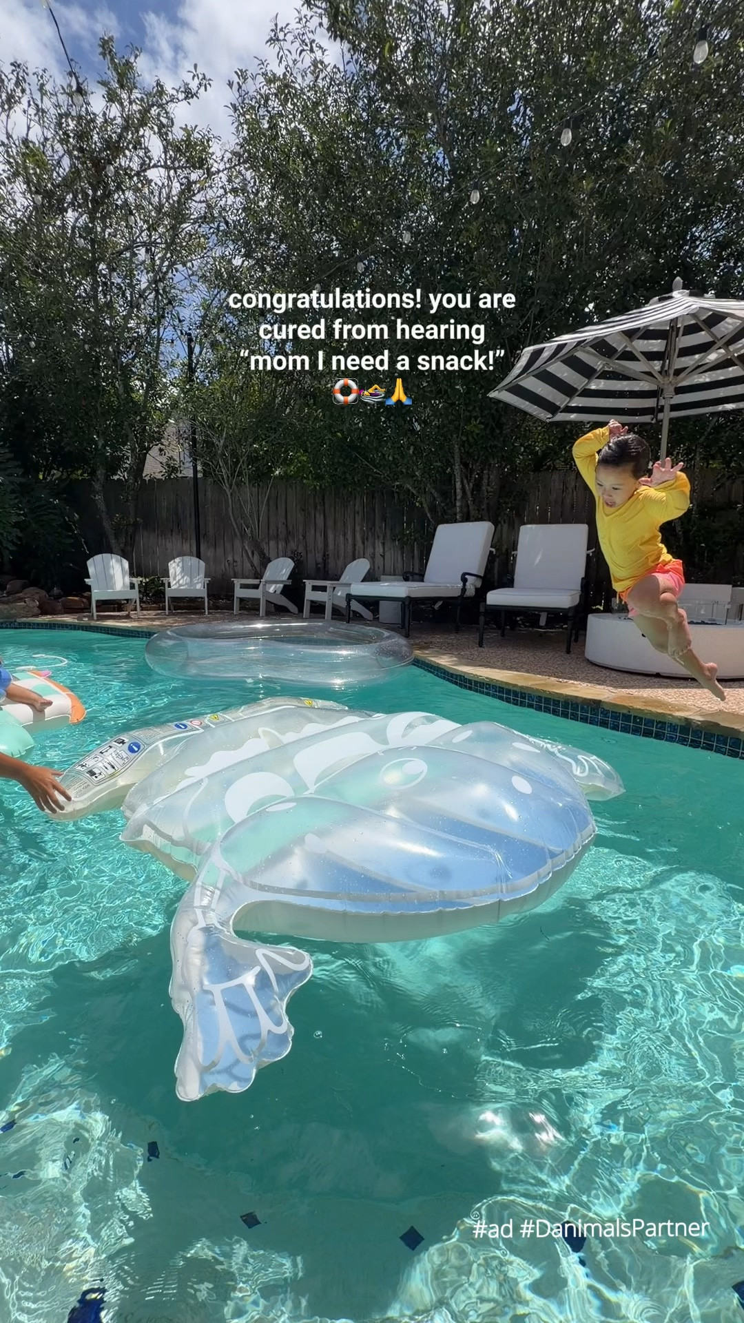 #ad #DanimalsPartner My number one summer snack mantra: if they see it, they’ll grab it. @danimals Smoothies and Pouches has a new look and new improved formula! I love that they provide a good source of Calcium, Vitamin D, and Fiber, plus the smoothies now have 25% less sugar*. My kids even created some recipes by themselves by freezing it and adding sprinkles!  Grab the new packaging next time you see it on your next @target run! #TargetPartner #danimals #danimalstarget #targetfinds #targetstyle 
*Danimals Smoothies contain 25% less total sugar (6g per 3.1 FL oz) than the prior recipe (9g per 3.1 FL oz).