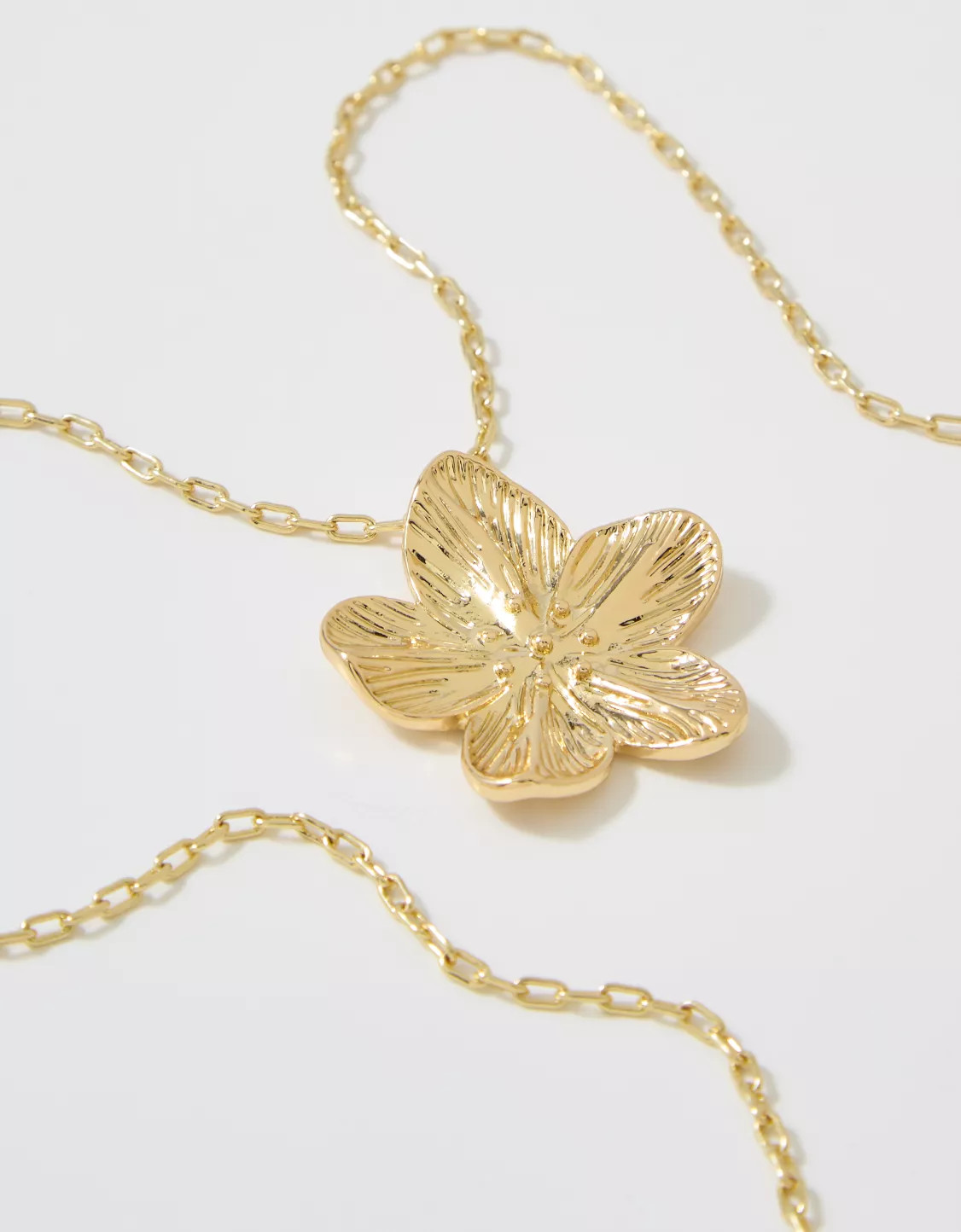 Aerie Sculpted Flower Necklace | Aerie