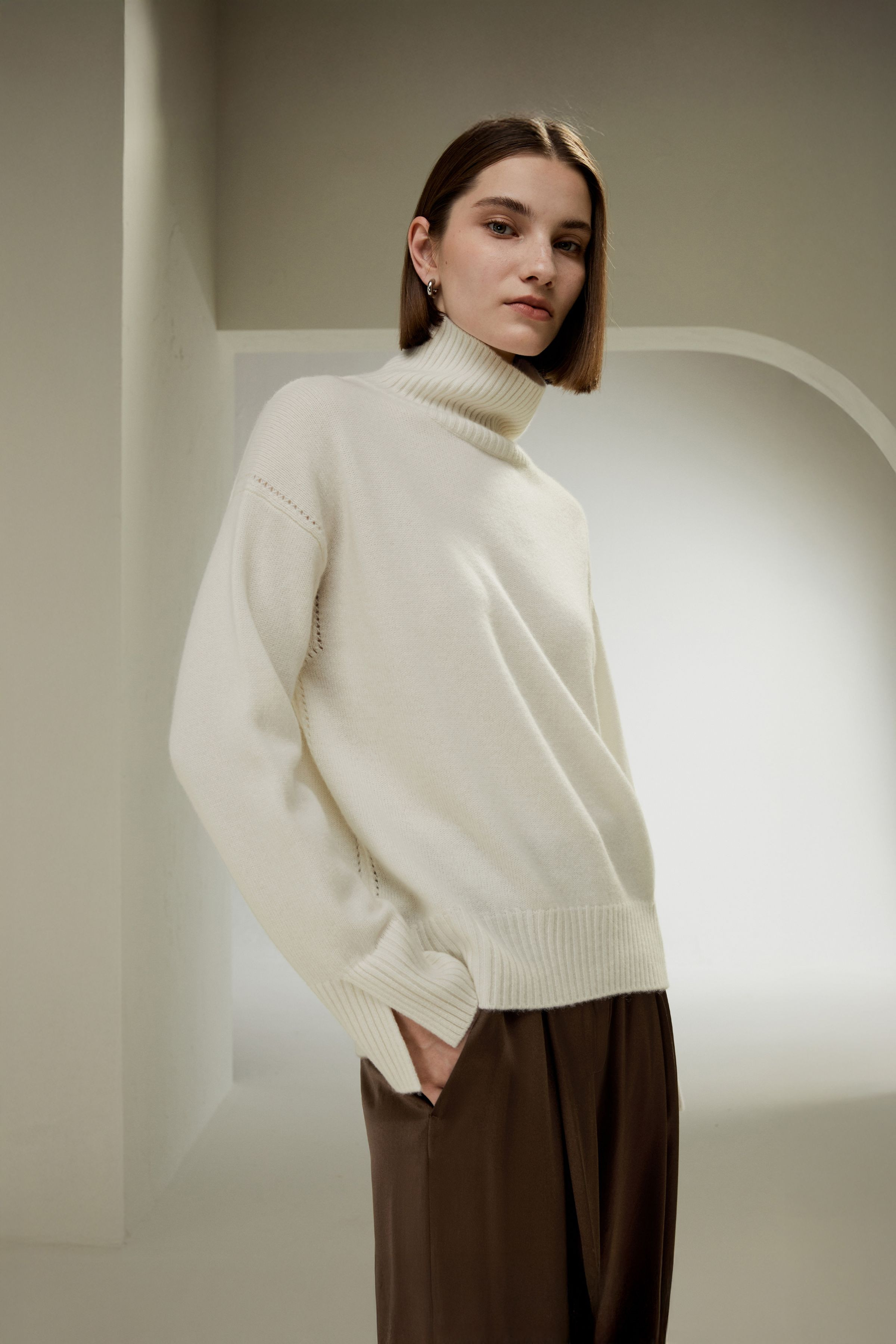 Turtleneck Relaxed-Fit Cashmere Sweater | LILYSILK