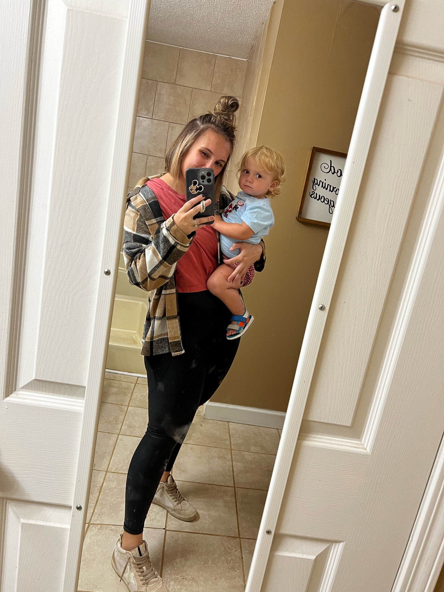 Happy first day of FALL Y’ALL 🍂🎃 

#LTKSeasonal #LTKcurves #LTKstyletip