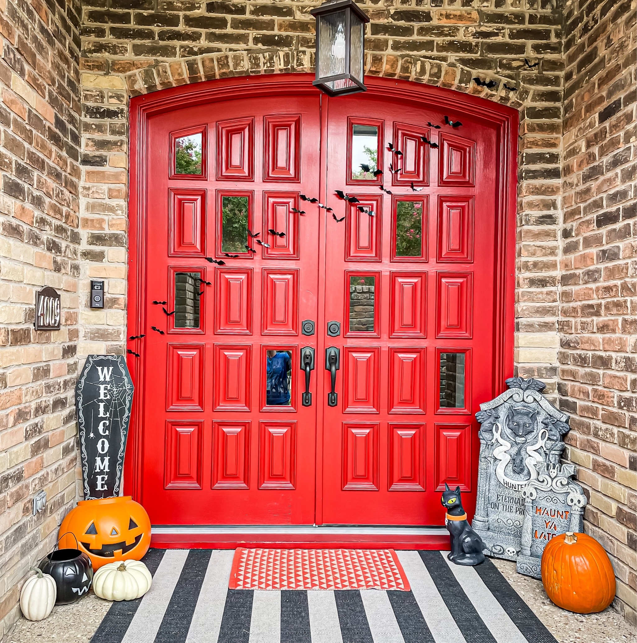 Halloween 🎃 front porch inspo  

#LTKSeasonal #LTKhome #LTKunder50