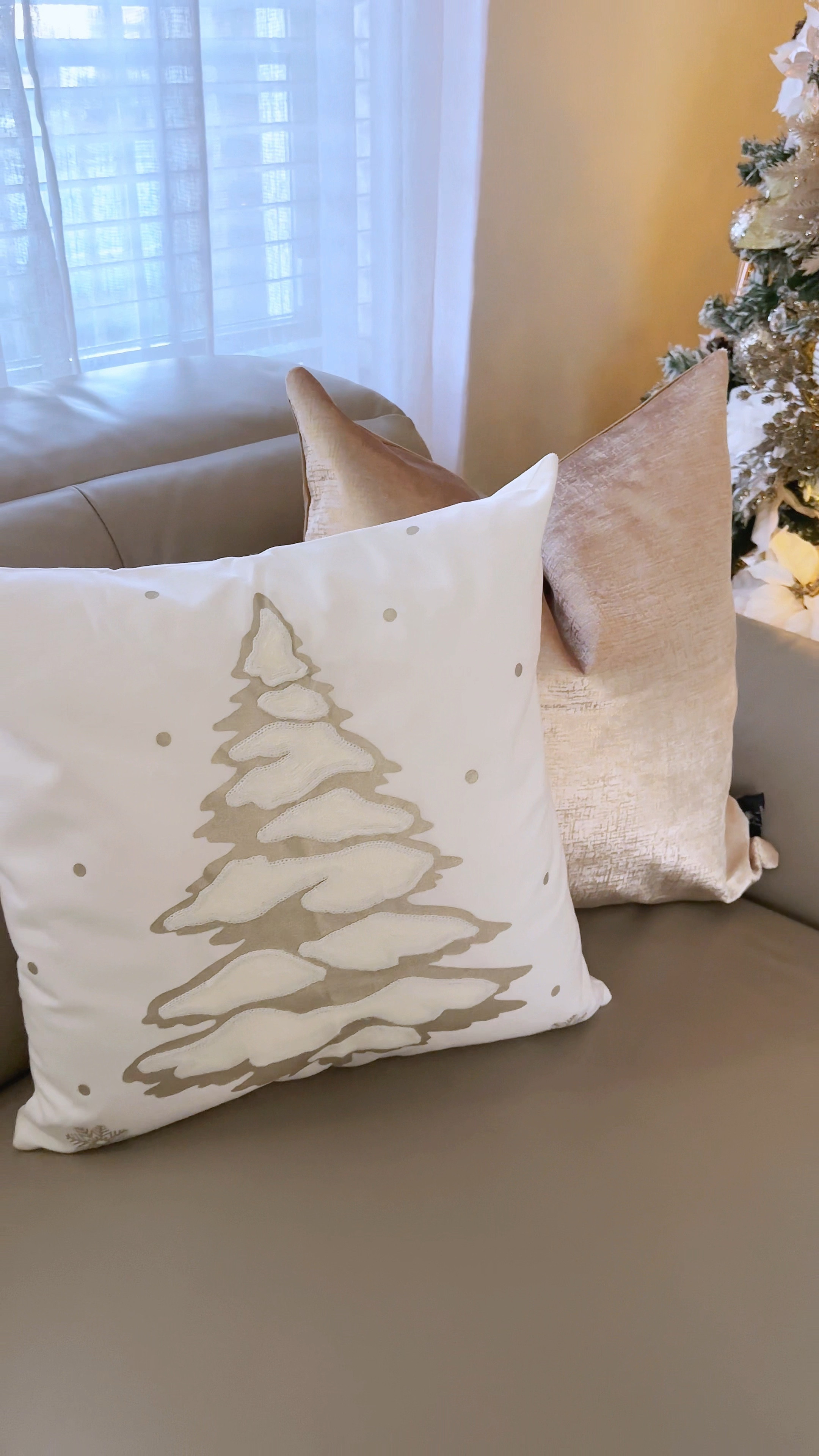 This Christmas pillow cover is the perfect touch of festive charm for your home. ❄️ 

#LTKHoliday #LTKHome #LTKWatchNow