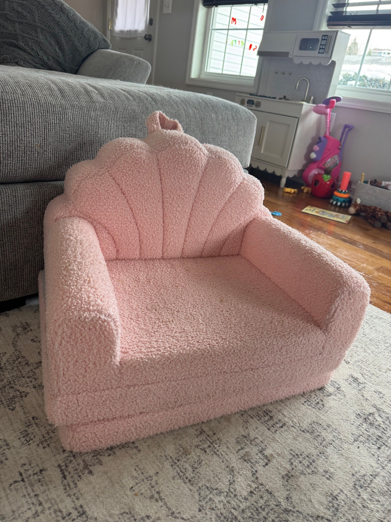 One of Lily’s favorite things recently! This toddler chair is so comfy, folds out to a lounger and is so easy to clean! Perfect for 1-2 year olds

#LTKKids #LTKBaby #LTKFindsUnder50