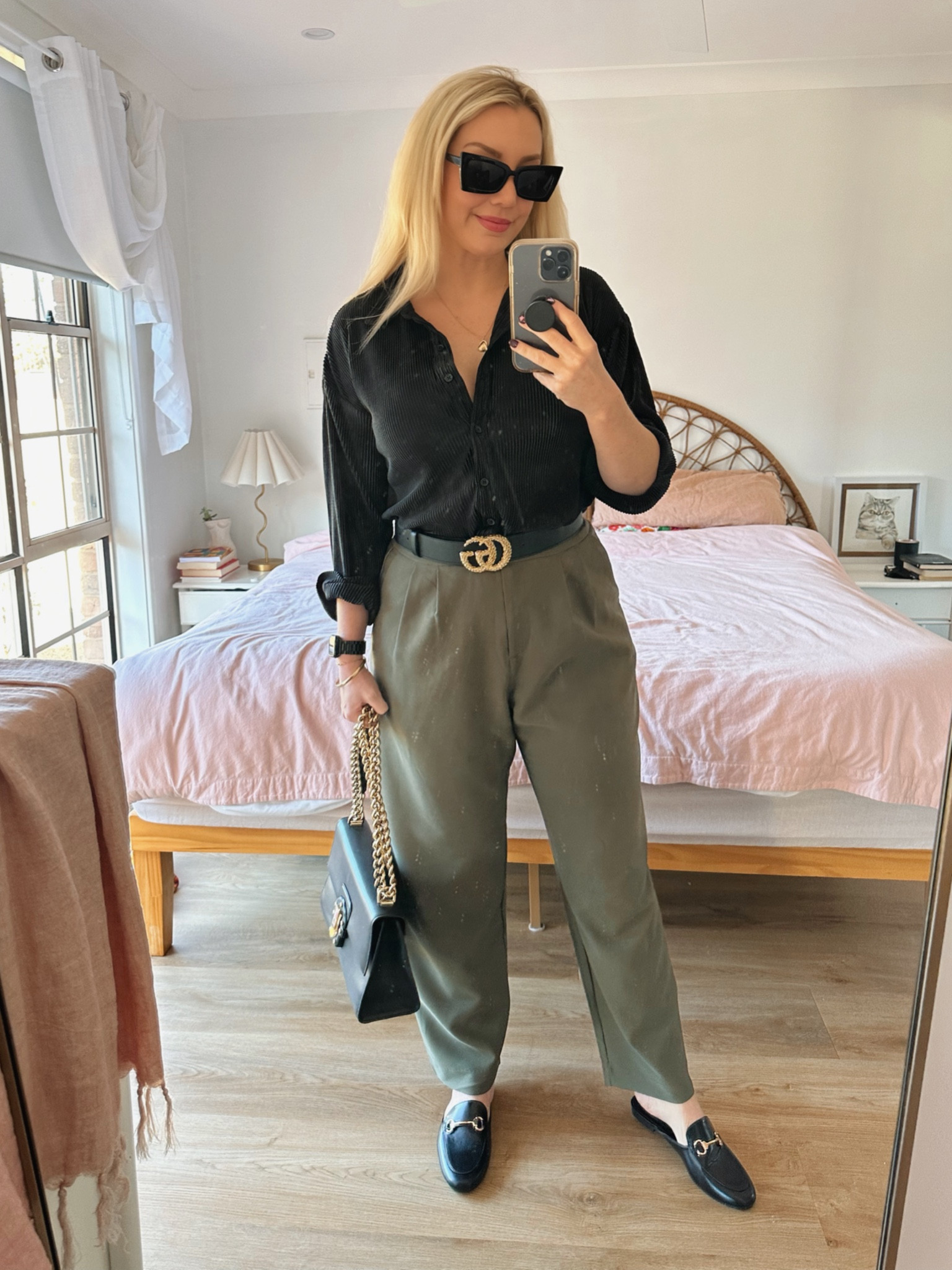 Corporate(ish) girly 💁‍♀️

#LTKSeasonal #LTKaustralia #LTKcurves