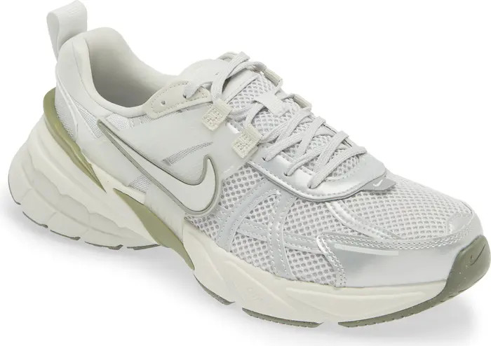 V2K Run Sneaker (Women) | Nordstrom