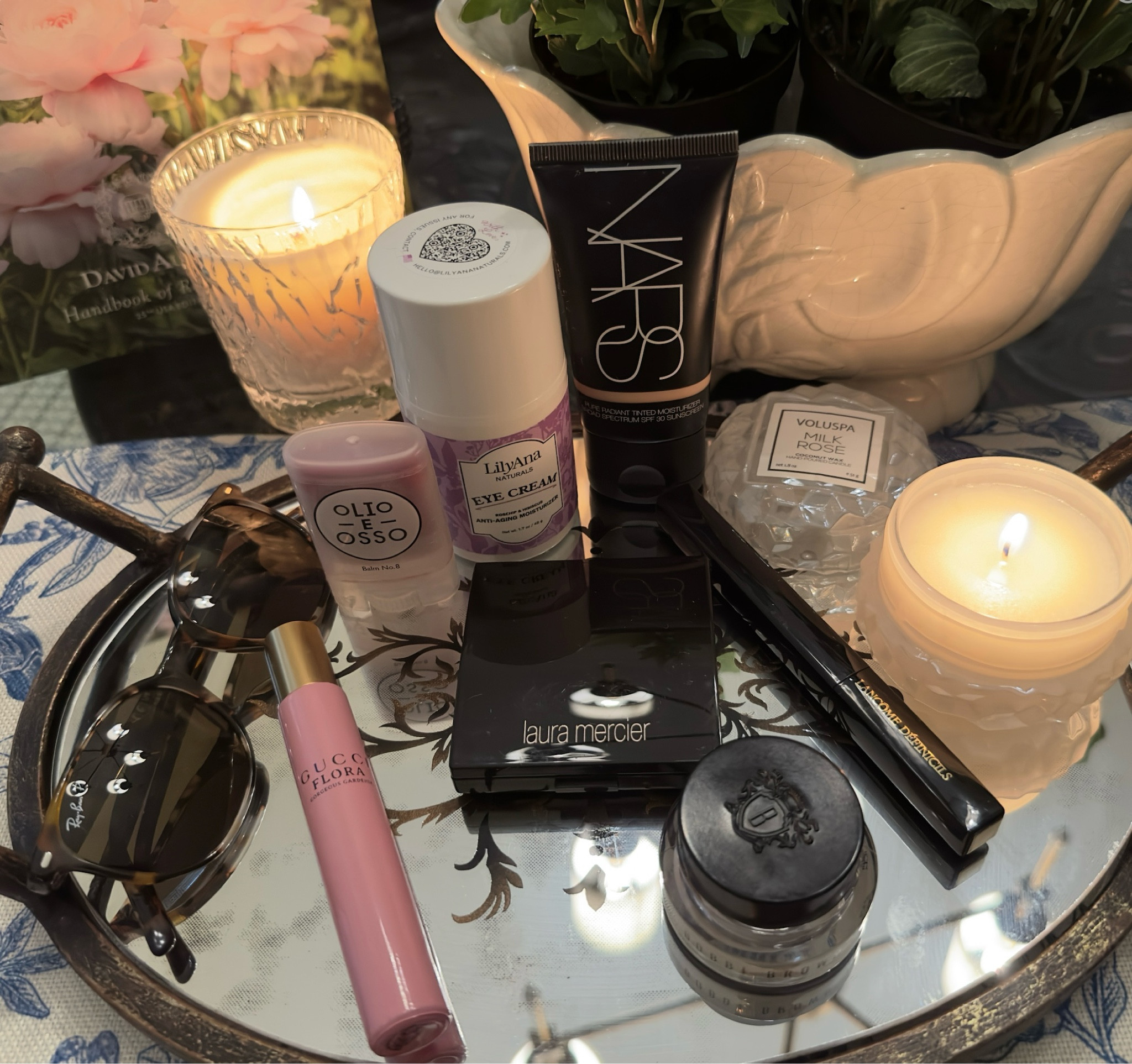 Midlife FCO50 Faves ~ 
Beauty Edition

Blush Balm

Eye Cream

Tinted Moisturizer with SPF 30

Shine Control Pressed Powder

Mascara

Primer

Fragance Mini Pen

Ray-Ban Sunglasses

Mini glass candle

#midlife #midlifebeauty #over50beauty 

#LTKbeauty #LTKover40 #LTKwedding