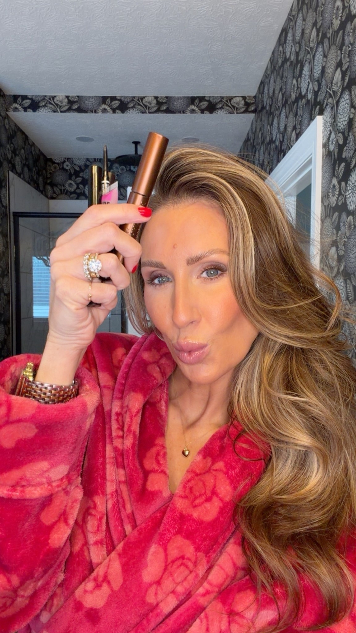 Eye shadow : dark cacao & silk armour 
Micro brow : brunette 
Over 40 makeup 

#LTKdayinmylife #LTKgrwm #LTKOver40