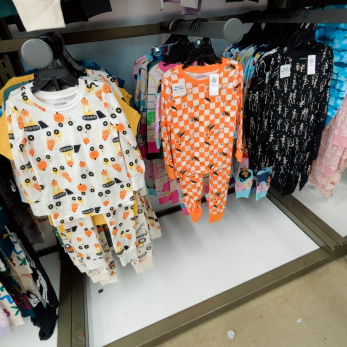 #oldnavy #oldnavyhalloween #halloweenpajamas #halloween #halloweenpjsets #babyhalloweenpjs #toddlerhalloweenpjs #halloween2014 #babyboy #babygirl #toddlerkids #toddlerhalloween #babyhalloween #kidspajamasets #seasonalpajamasets #oldnavykids #halloweentees #ltkseasonal

#LTKKids #LTKSeasonal #LTKBaby