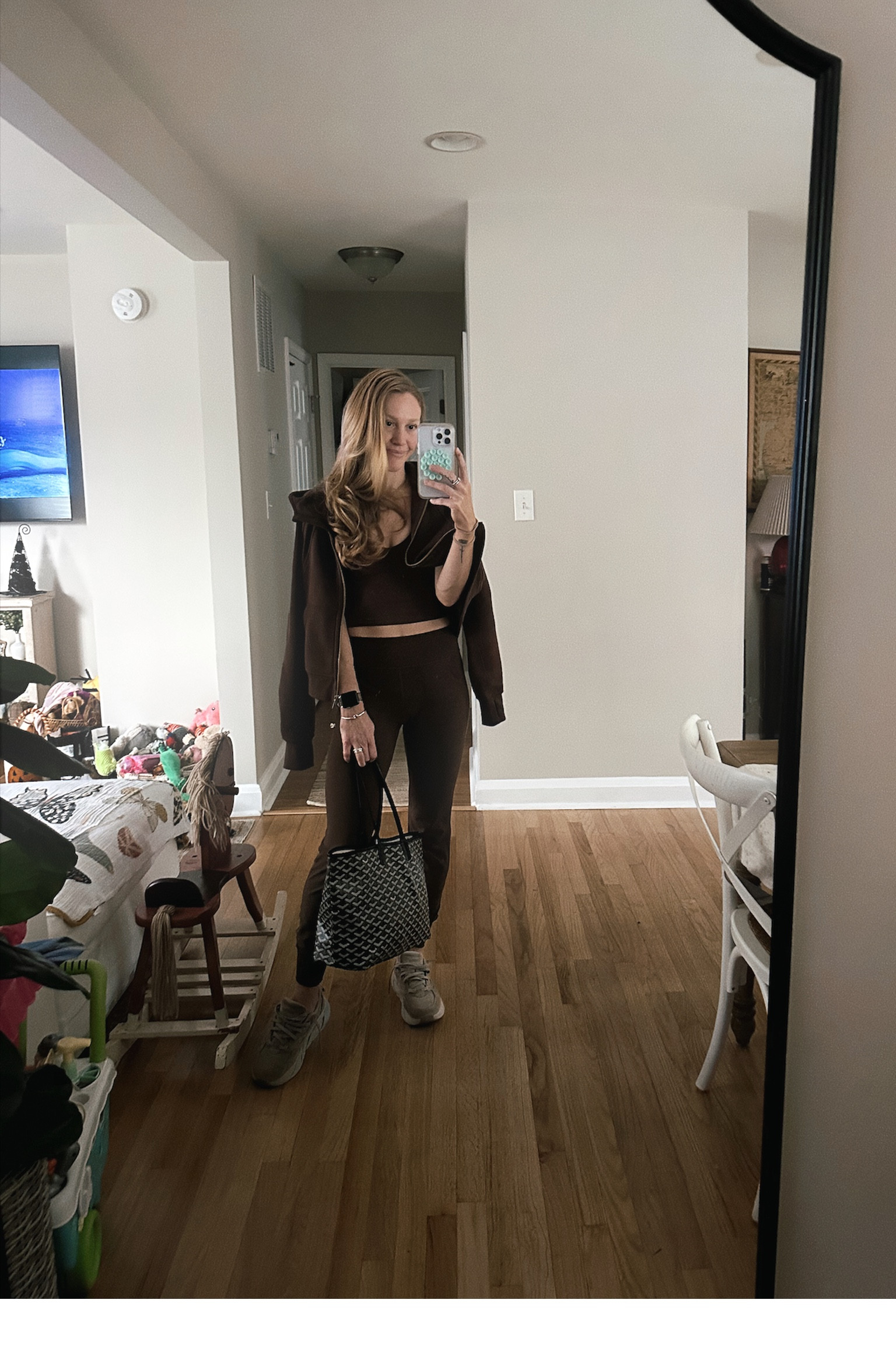 All Java everything > 

#lululemon #fallcolors #java 

#LTKstyletip #LTKfitness #LTKsalealert