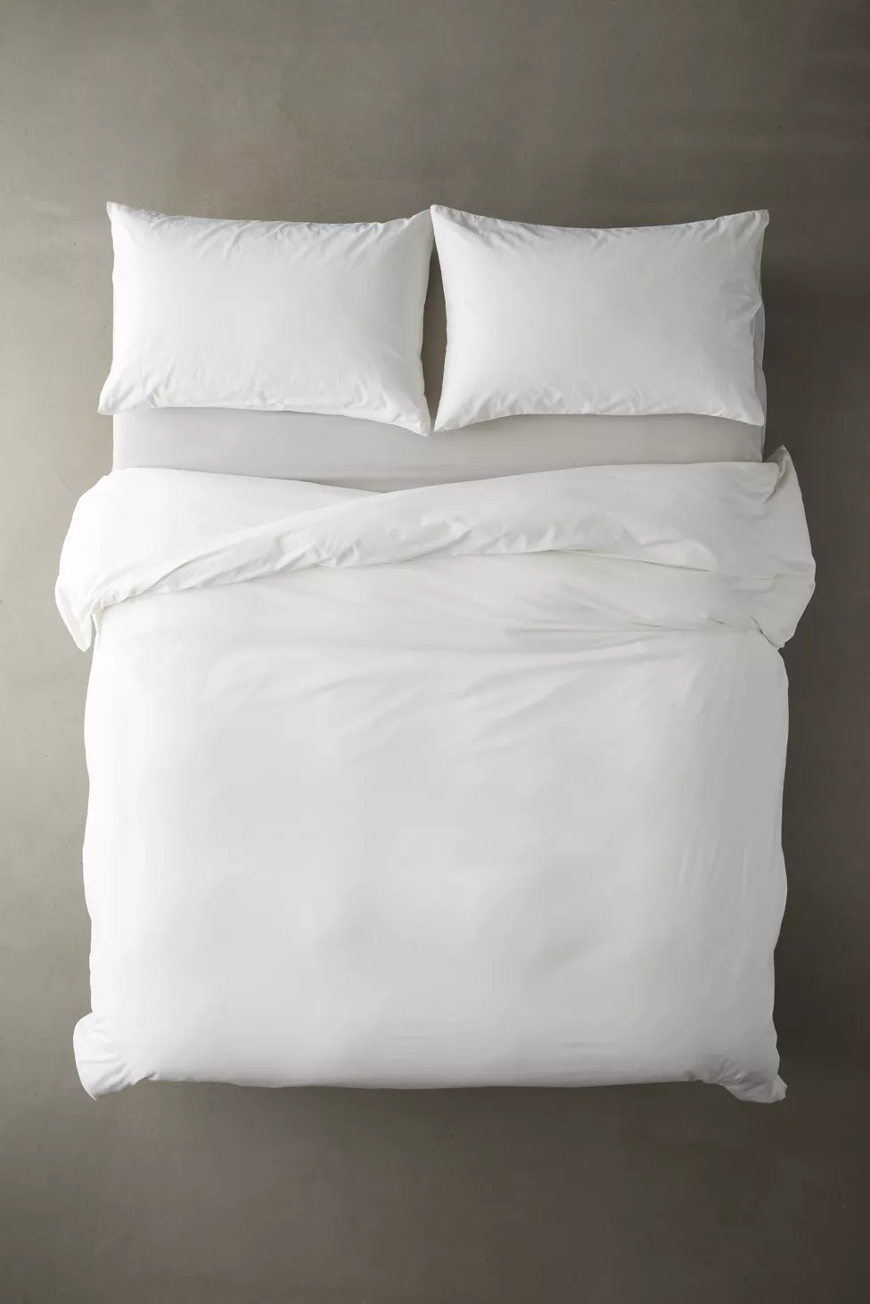 Breezy Cotton Percale Duvet Cover | Urban Outfitters (US and RoW)