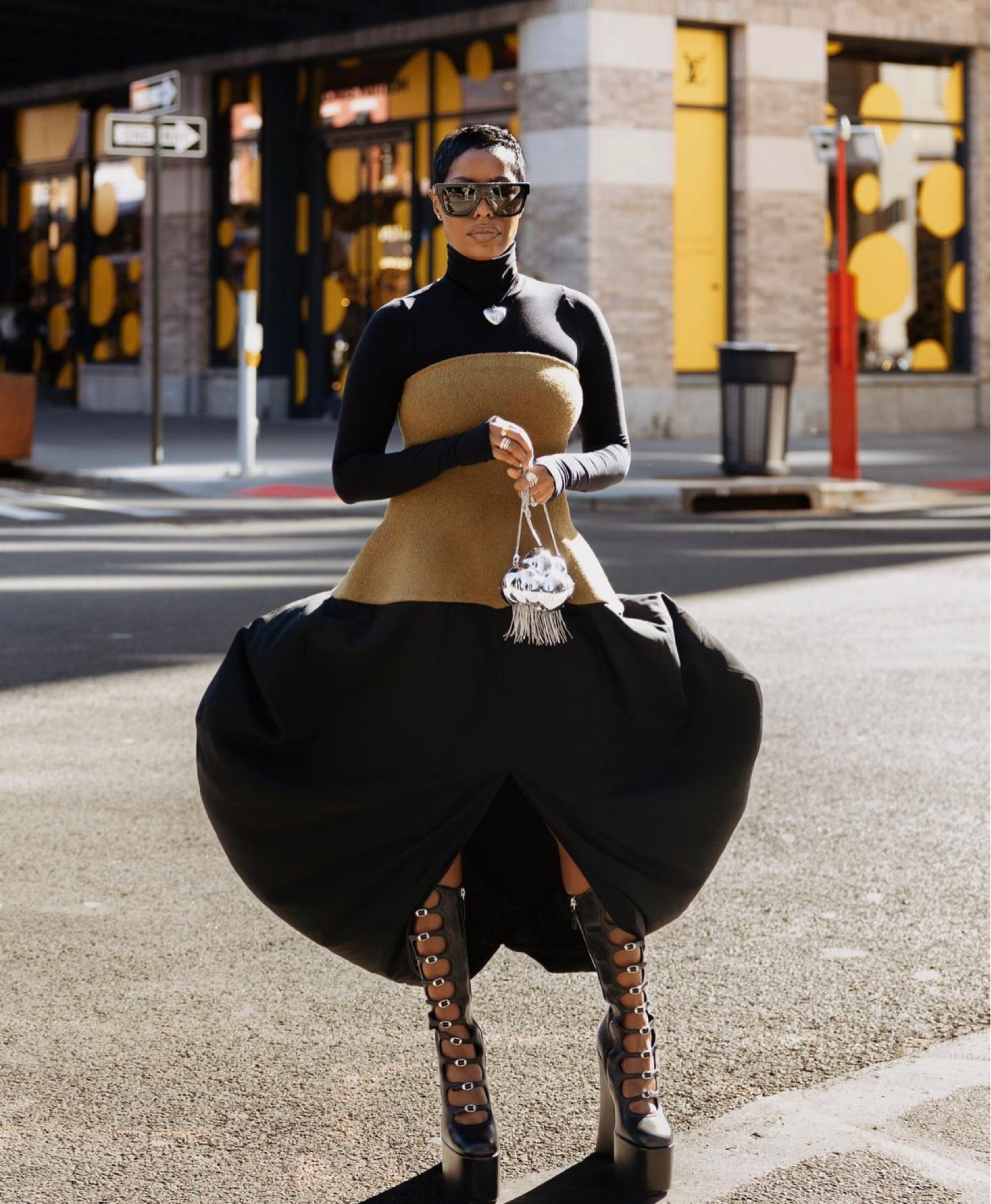 Get into this look 🤩🙌🏾!

-Dress: Proenza Schouler 
-Bag: Kate Spade

#LTKshoecrush #LTKitbag #LTKFind