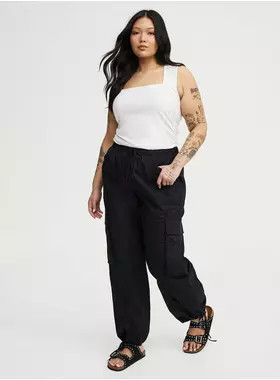 High-Rise Poplin Parachute Pant | Torrid (US & Canada)
