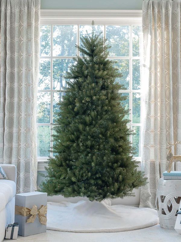 7.5 Foot Yorkshire Fir Artificial Christmas Tree 600 LED Lights | King of Christmas