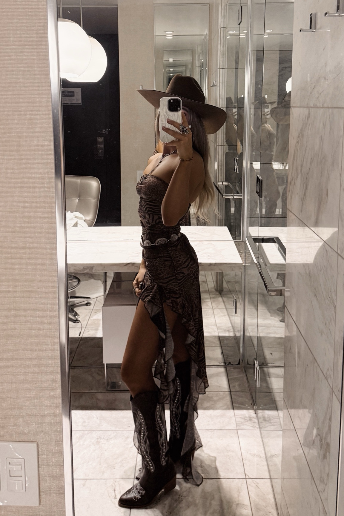 animal print meets country 

#LTKFindsUnder100 #LTKSeasonal #LTKStyleTip